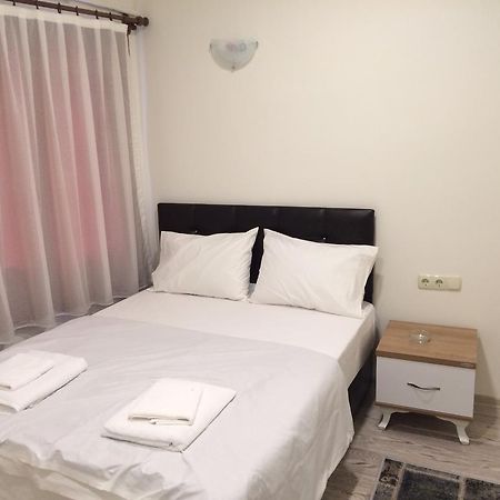 Bed and Breakfast Aydin Eli̇T Pansi̇Yon Exterior foto